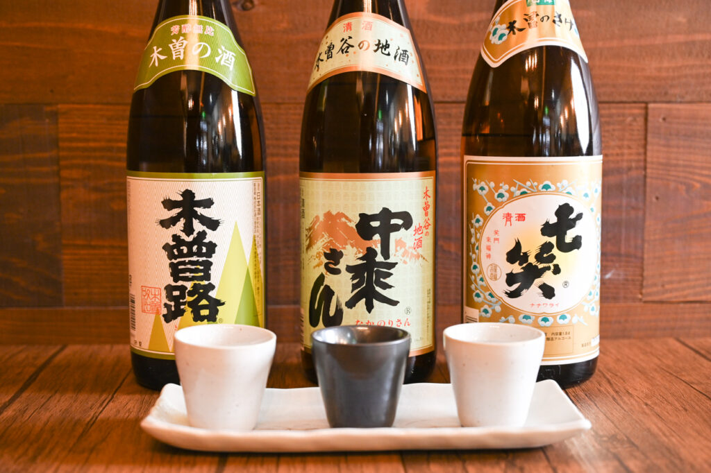 日本酒飲み比べの写真